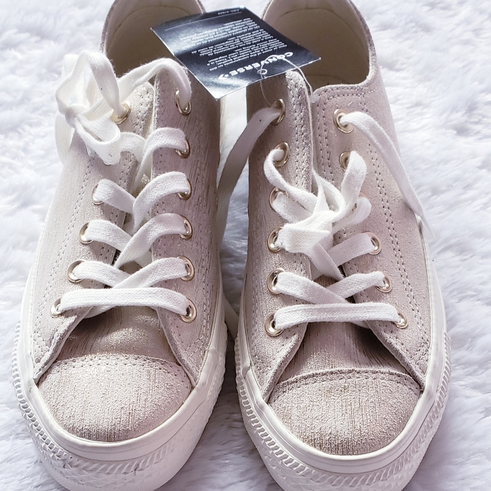 New Womens Converse Low Top - Picture 1 of 8